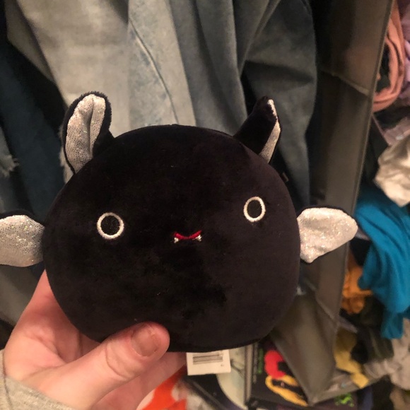 Squishmallows Other - NWT Emily bat Squishmallow